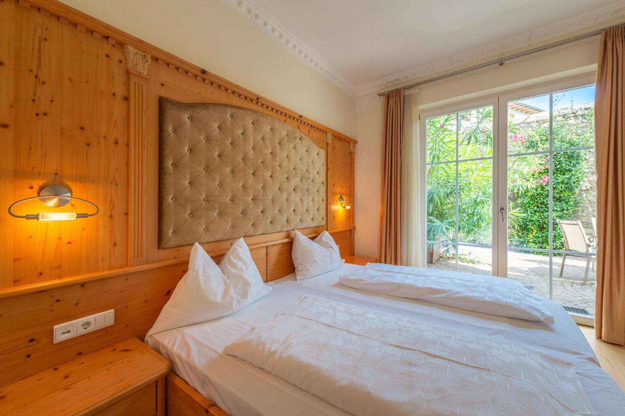 Panorama Aparthotel Tramin an der Weinstraße Buitenkant foto